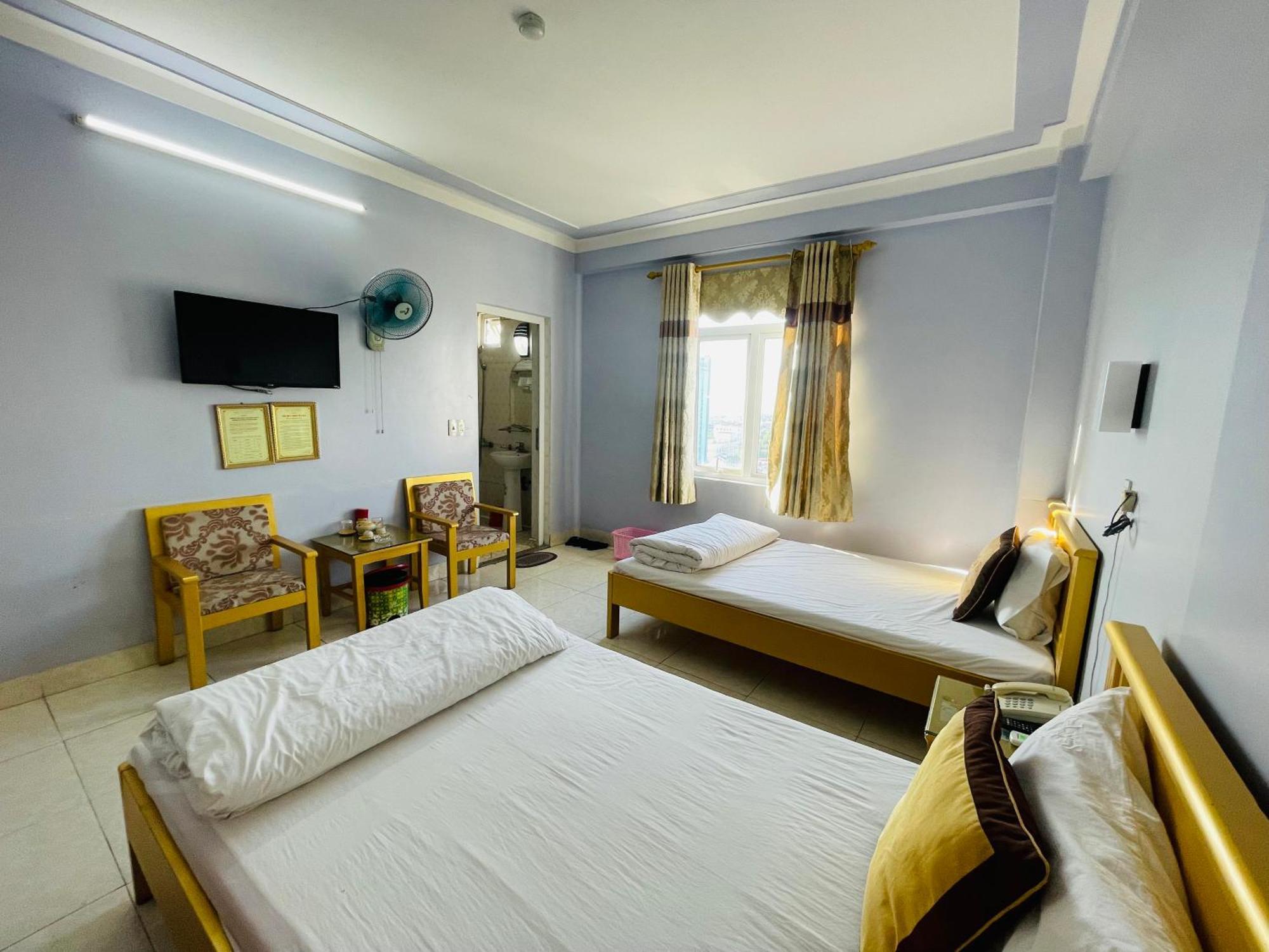 Khach San Ngoc Ly 8 Hotel Thanh Hoa Exterior photo